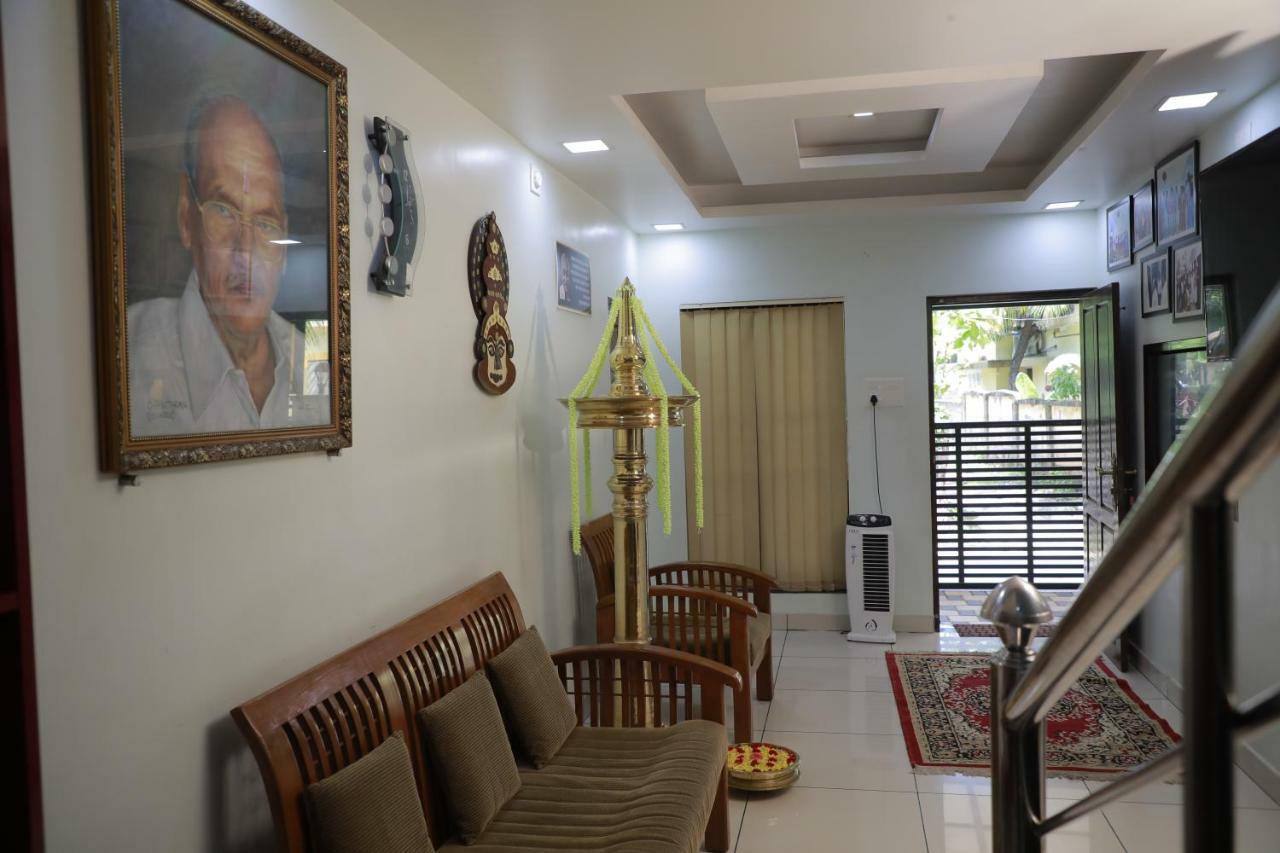 Pavithram Residency Coulão Exterior foto